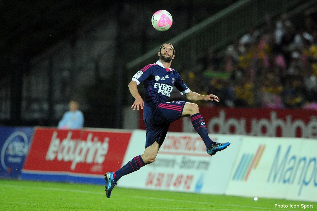 lisandro restera a l ol mais veut une equipe digne de lyon iconsport t 100512 091 71 1 135187