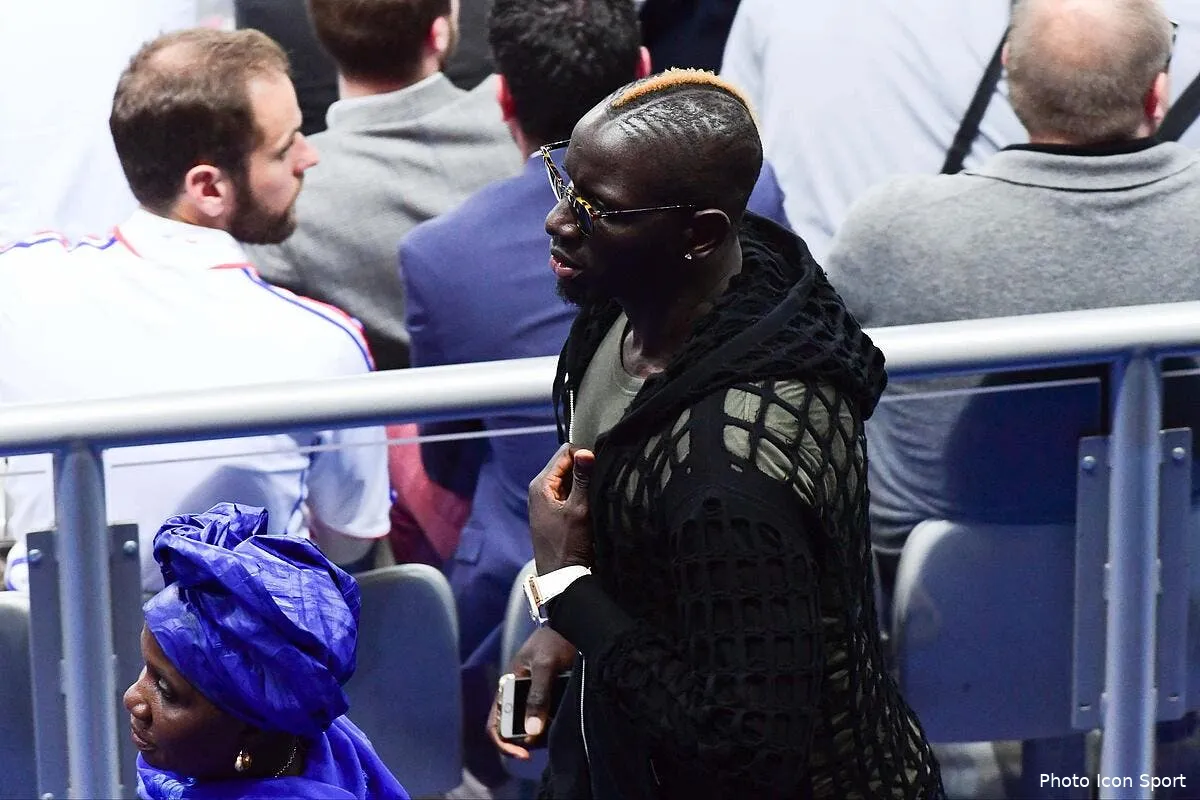 liverpool mamadou sakho casse l ambiance et est prie de rentrer chez lui iconsport win 100616 08 16149956