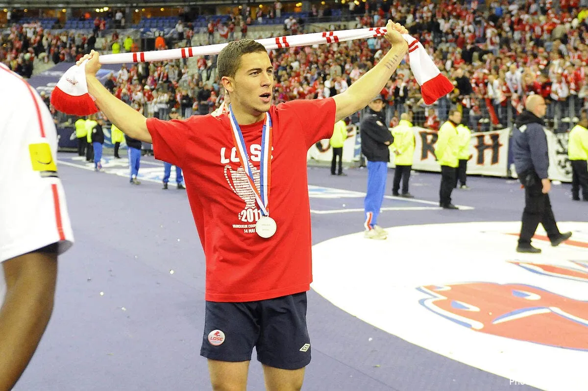 liverpool se positionne officiellement sur hazard iconsport noe 140511 63 2819554