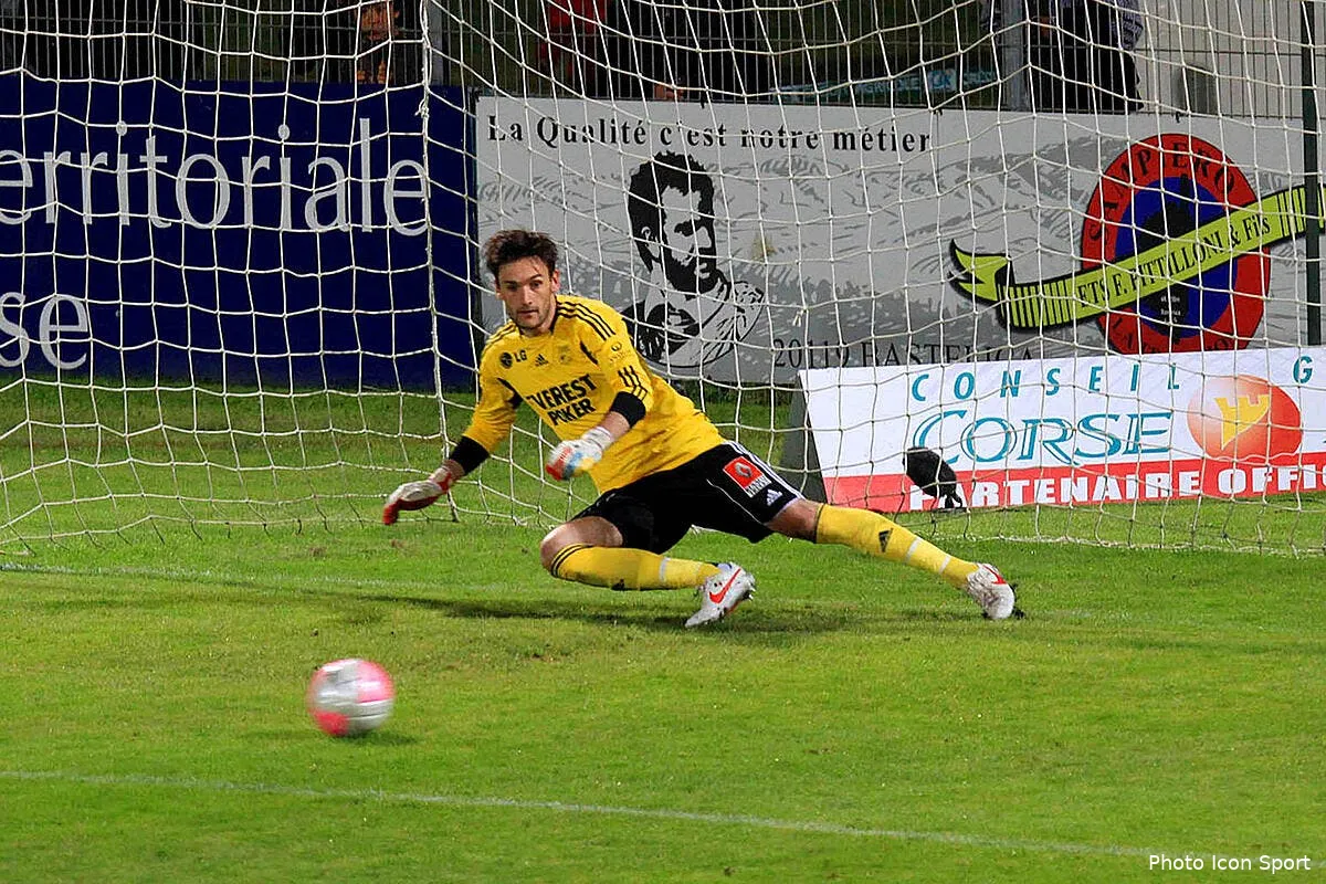 lloris aimerait que l ol soit aussi ambitieux que lui iconsport blz 130512 05 1236029