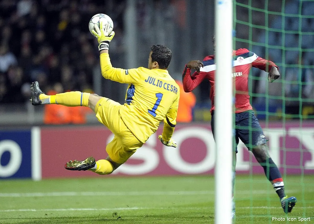 lloris delaisse par tottenham au profit de julio cesar iconsport per 181011 97 5637998