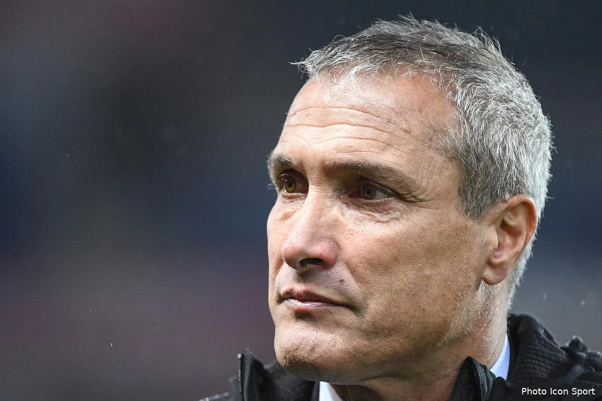 lorient casoni n ose toujours pas regarder le classement iconsport dib 211216 100 11167280