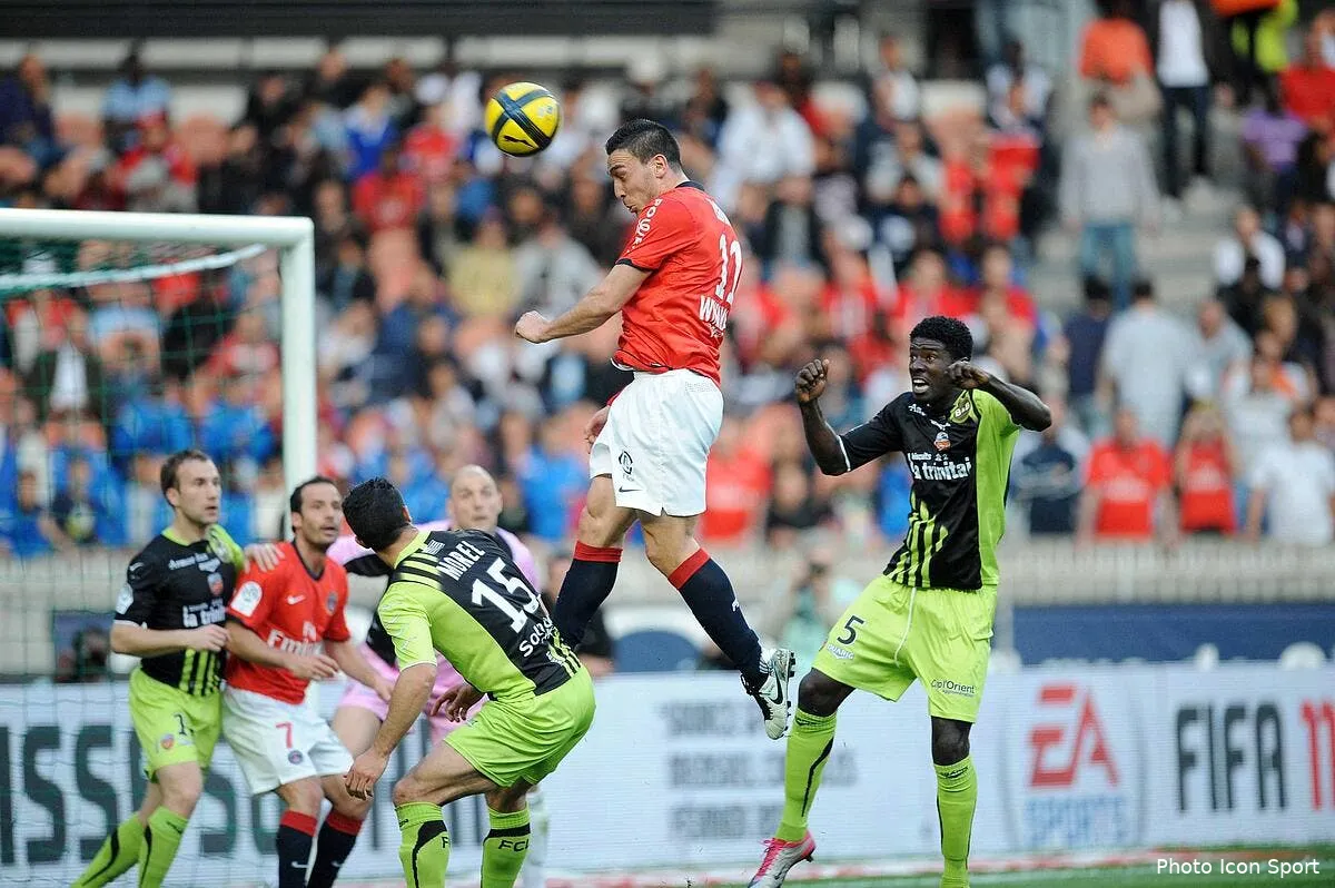 lorient craint une deculottee face au psg iconsport per 020411 05 2022860