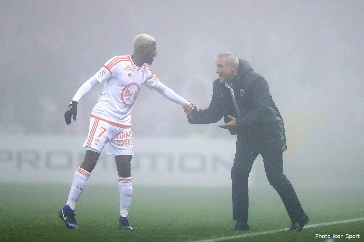 lorient les merlus sortent du brouillard avec un probleme iconsport blo 101216 08 20164646