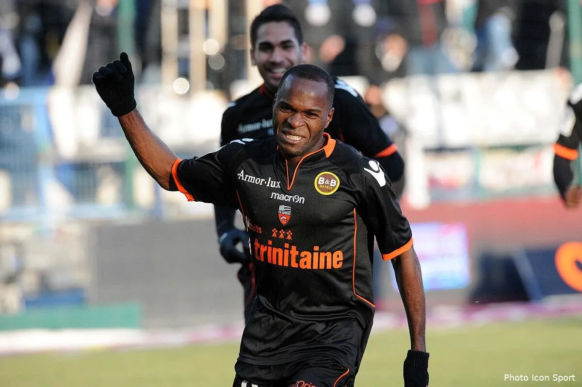 lorient prend sa revanche sur les corners a la derniere minute iconsport per 110212 05 1931018