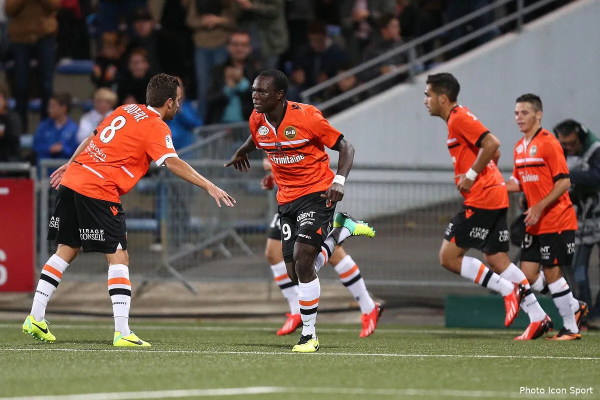 lorient soulage d etre du bon cote du gouffre iconsport vmi 261013 01 0568493