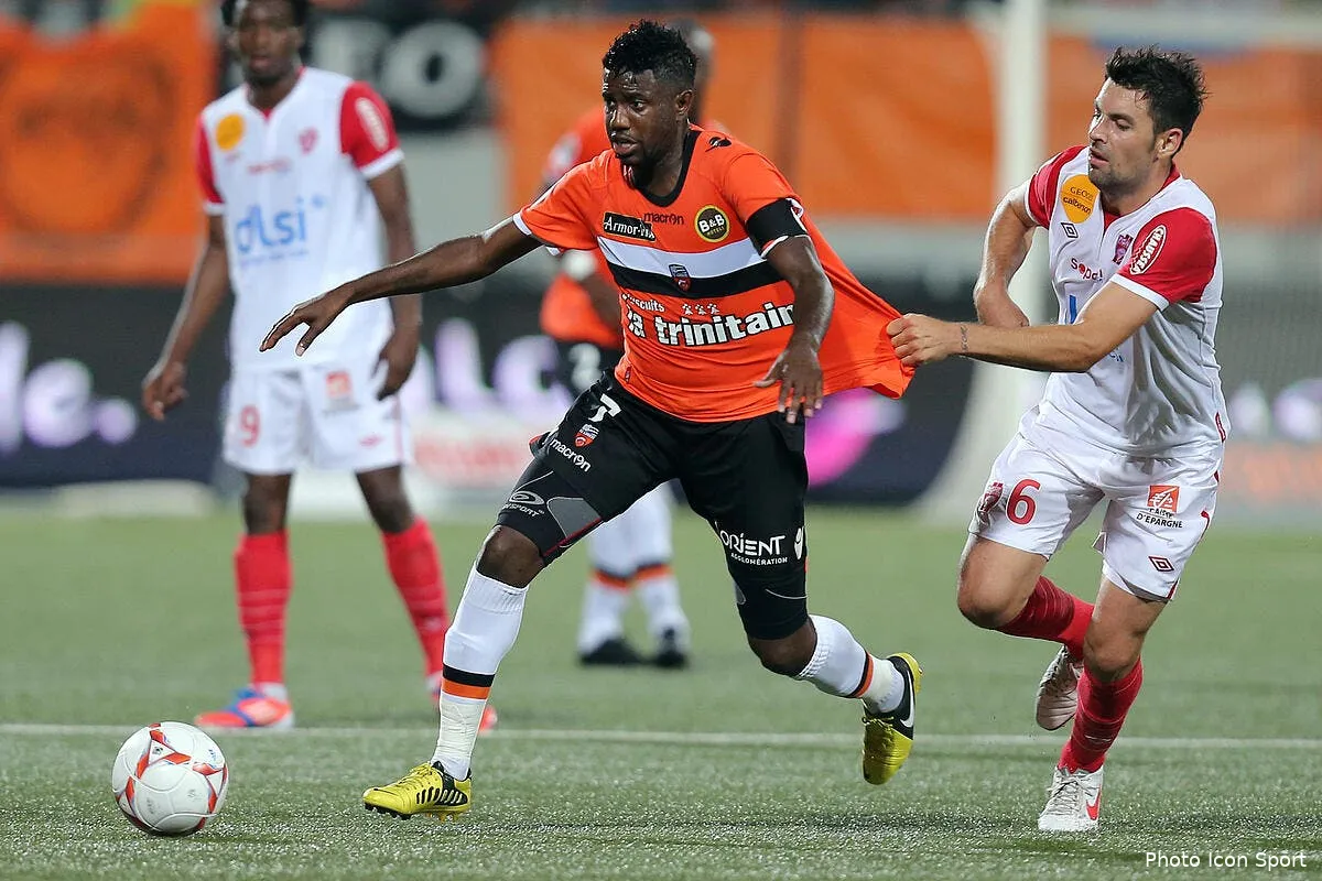 lorient trop gourmand avec l ol pour mvuemba iconsport lorientnancy 14139410