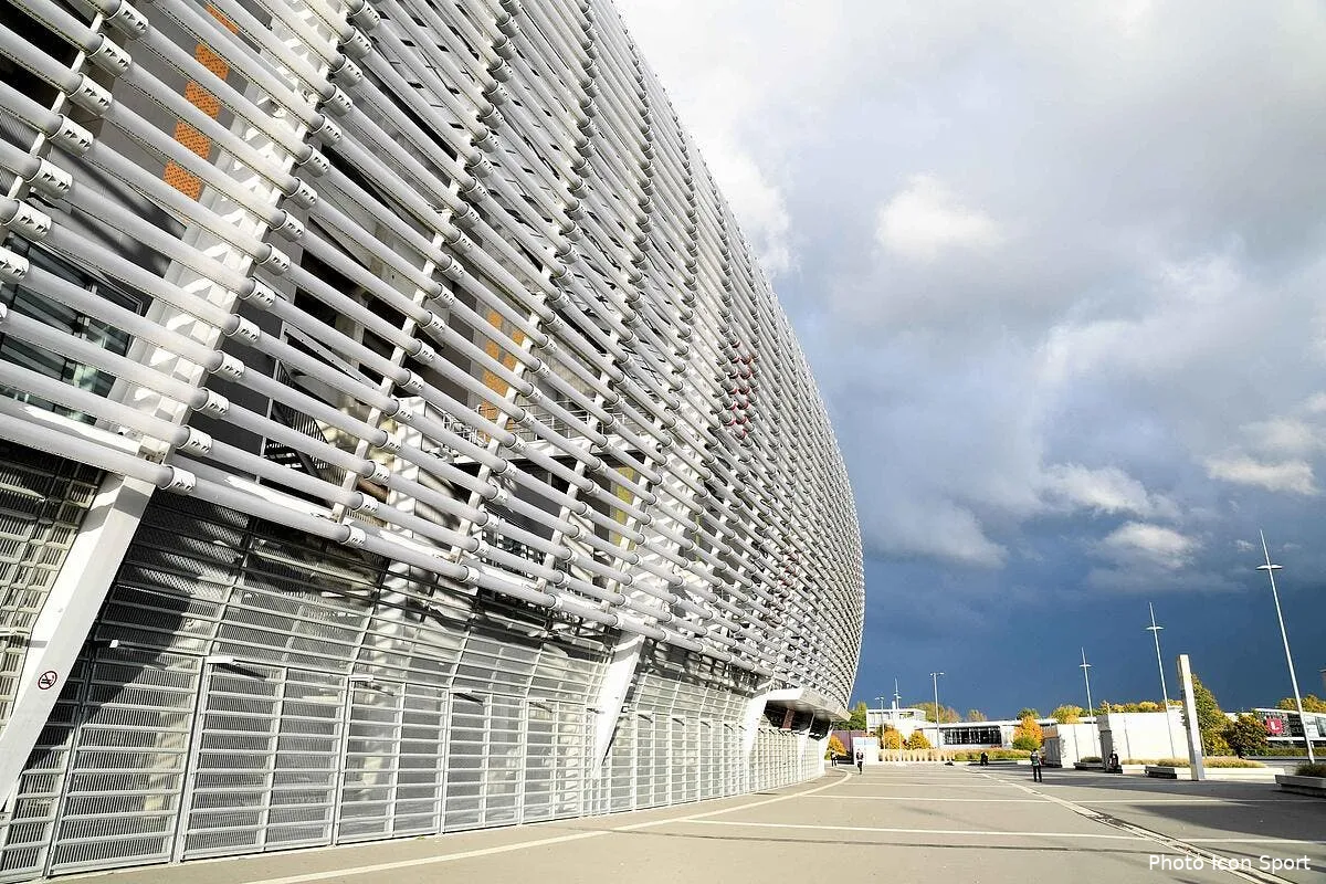 losc signature du protocole pour la vente du club iconsport dib 221016 10 135165328