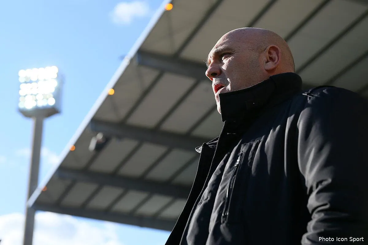 losc un contrat en or pour le faiseur de miracle lillois iconsport vmi 300416 04 19143160