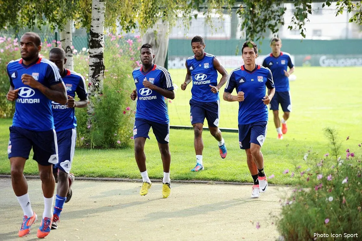 lovren bisevac monzon l ol sera equipe en defense face a ajaccio iconsport jpt 110912 44 1039730