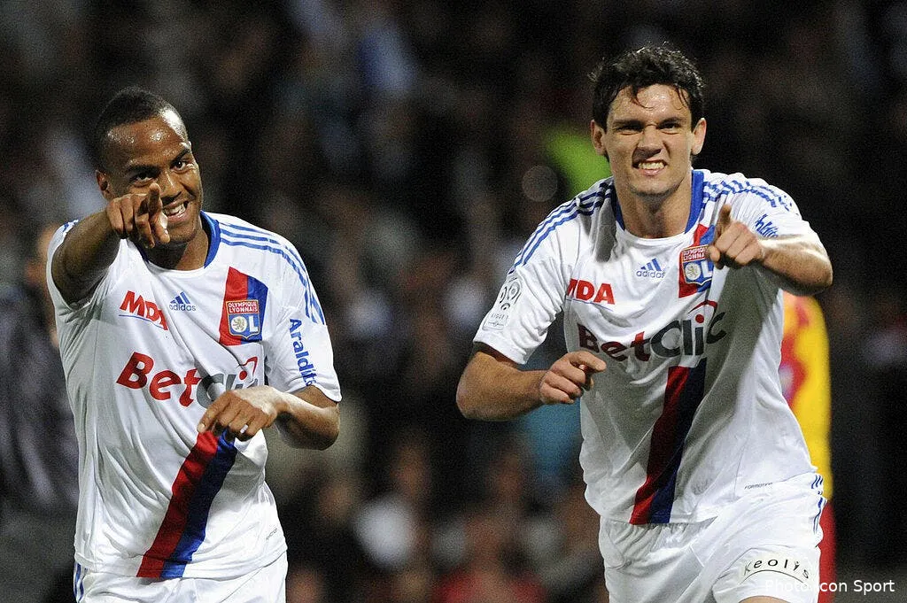 lovren n a pas tout compris des choix defensifs de puel 70071 17986