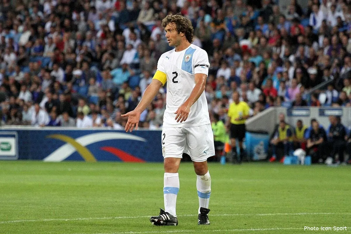 luagno quittera le psg si l uruguay ne veut plus de lui iconsport fid 150812 84 1539573