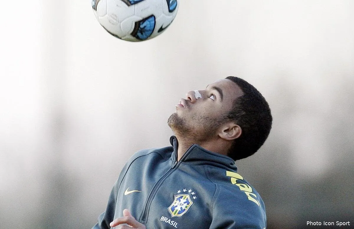 lucas a recu une bonne offre du psg iconsport pho 300611 01 0121457