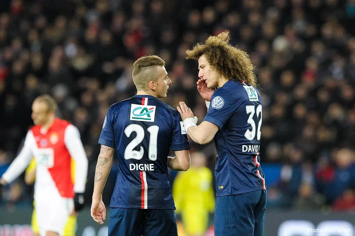 lucas digne evite de mettre le feu au psg on sait jamais iconsport fer 040315 08 47120257