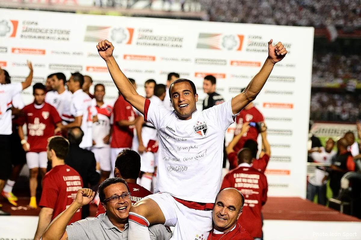 lucas moura a prefere le psg a la samba iconsport ppg 121212 001 0946255