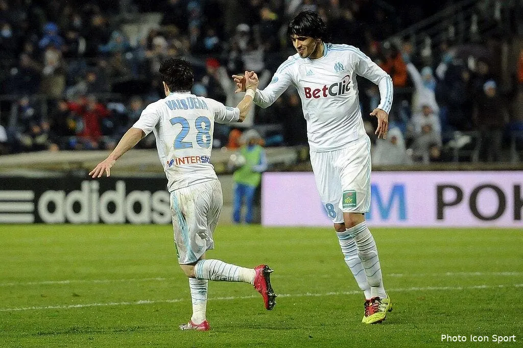 lucho et valbuena peuvent guider l om vers le titre pour di meco 69430 17427