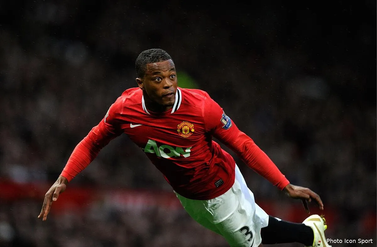 lugano s en prend a evra face a suarez iconsport spi 271111 44 2528917