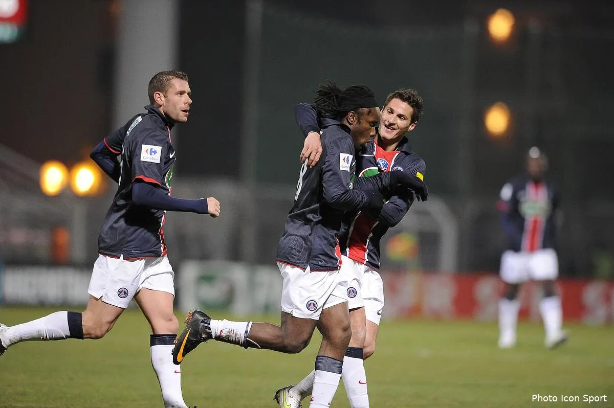 luyindula et clement ne se sentent pas bien au psg iconsport aim 020211 74 0220158