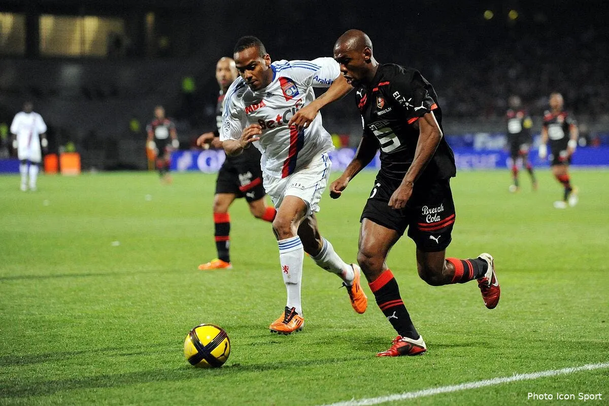 lyon rennes egalement avance par la lfp iconsport jpt 190311 77 4527064