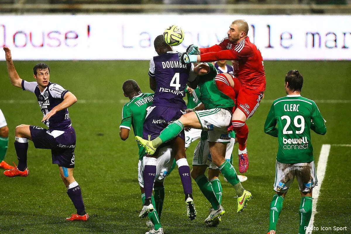 mais qu est ce qui paralyse actuellement l asse iconsport blo 280215 01 01105571