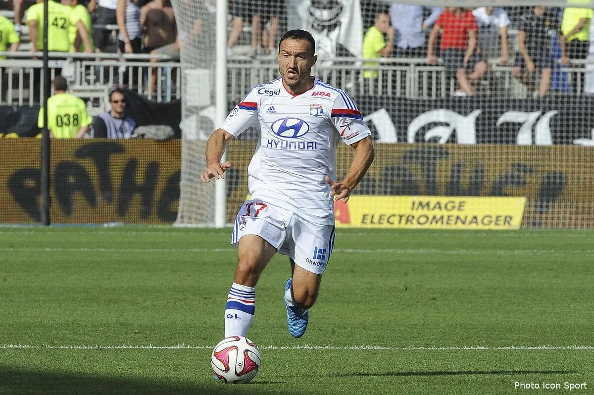 malbranque le meneur de secours de l ol iconsport jpt 100814 09 9189655