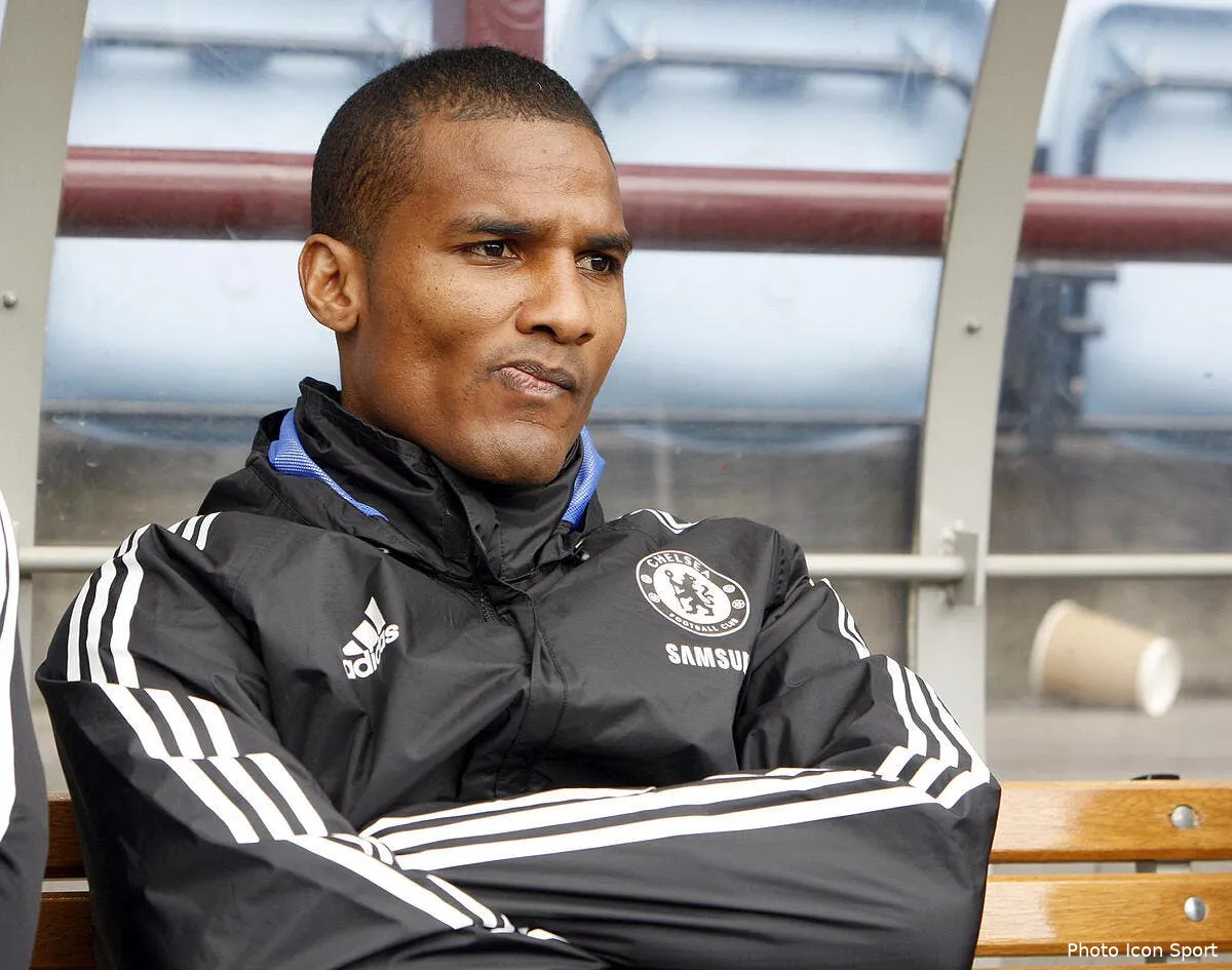 malouda se voit rester a chelsea meme sur le banc iconsport spi 310312 101 0134169