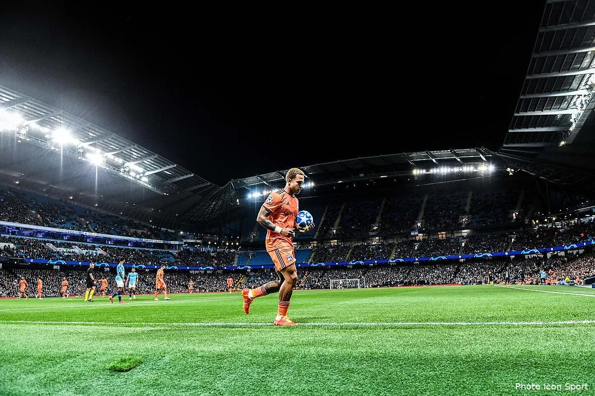 man city l ol pris de haut l incroyable explication des fans etihad stadium231201