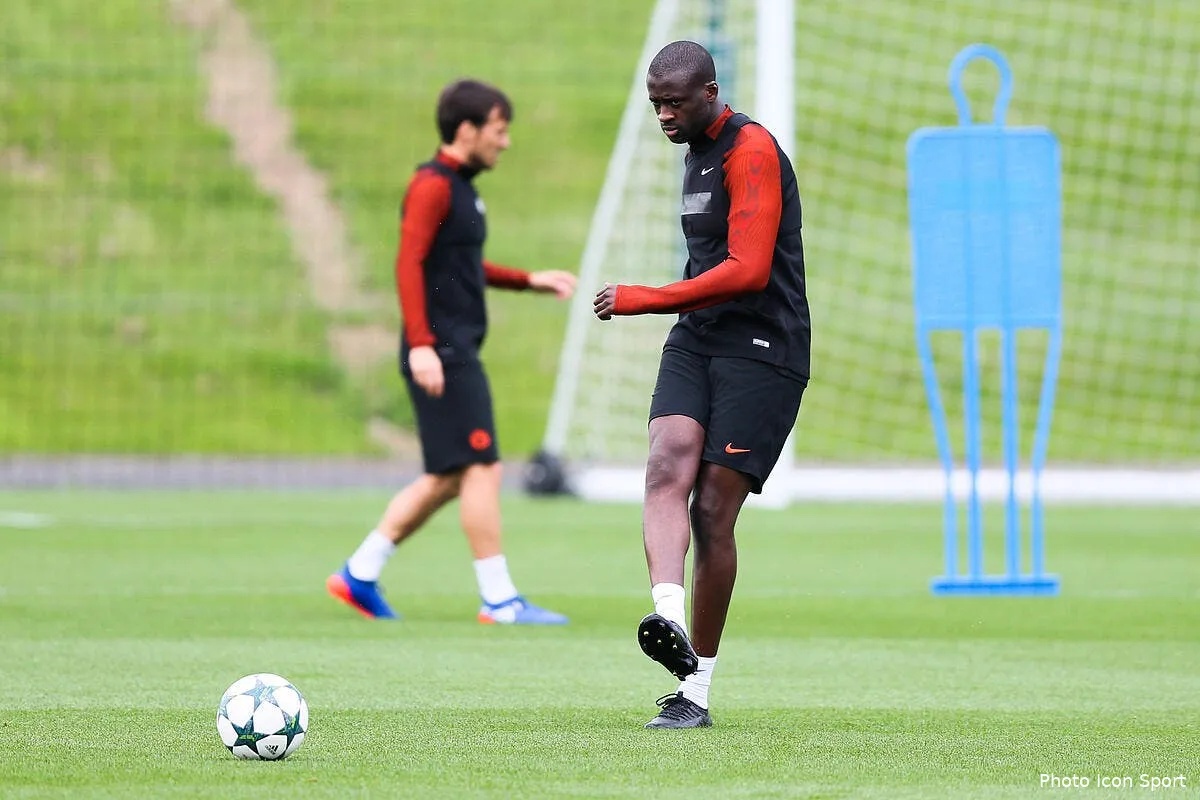 man city yaya toure s excuse et demande a son agent de la fermer iconsport bpi 120916 80 02160012