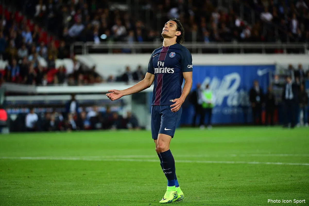 man united a laisse cavani au psg heureusement cavani 41155030