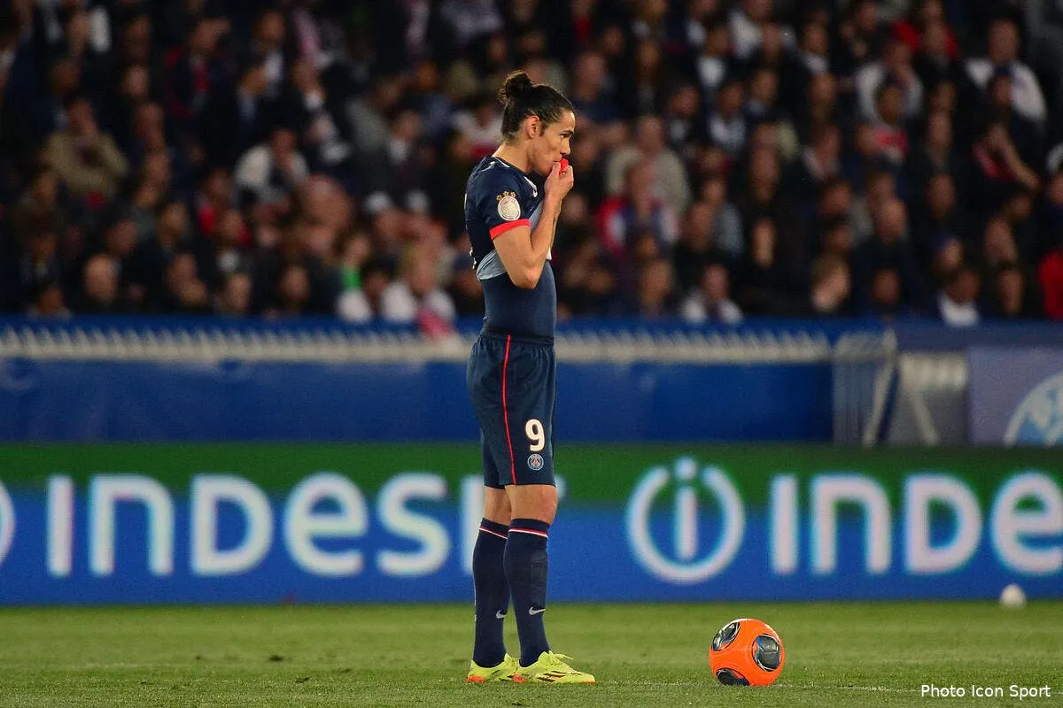 man united est encore loin du compte pour arracher cavani au psg cavani 1088229