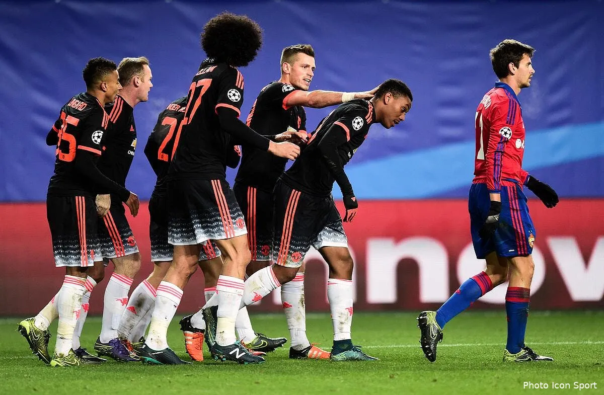 man united fouette martial apres sa boulette mu123639