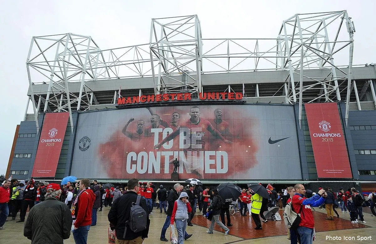 man united ne veut plus de tablettes a old trafford old trafford89475