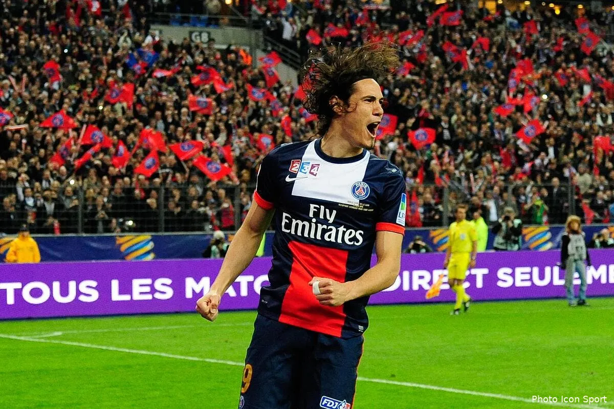 man united veut mettre le paquet pour deloger cavani du psg cavani 781229