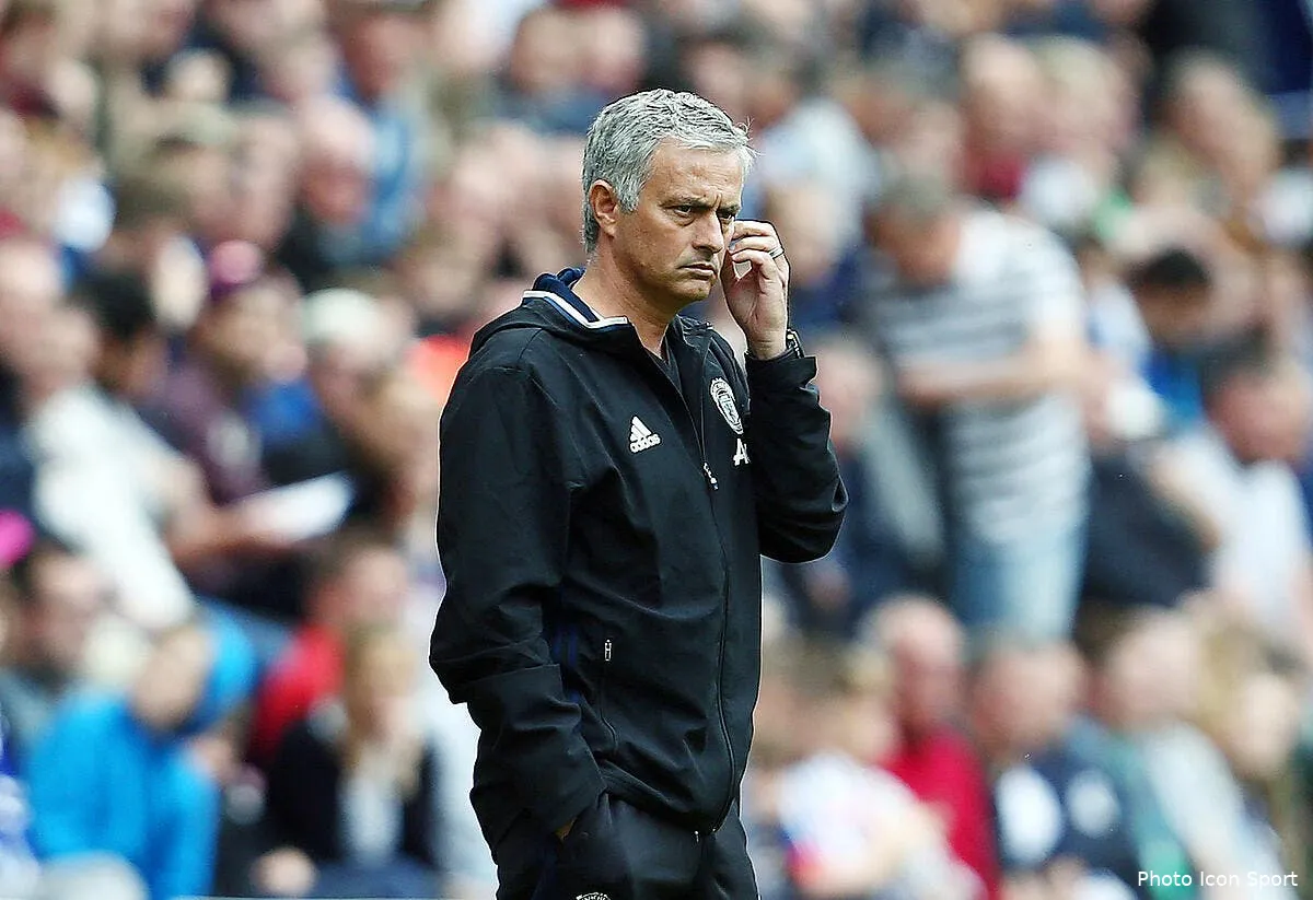 man utd man city annule a cause de la pelouse chinoise iconsport bpi 160716 05 02149856