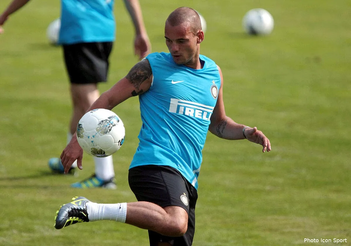 man utd pret a un transfert record pour sneijder iconsport tey 100711 01 1121852