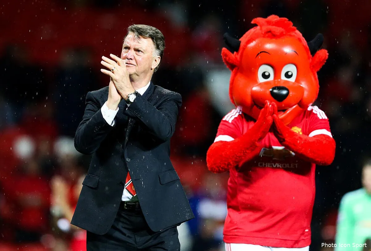 man utd van gaal vire mourinho confirme a 14h iconsport 26363330143806