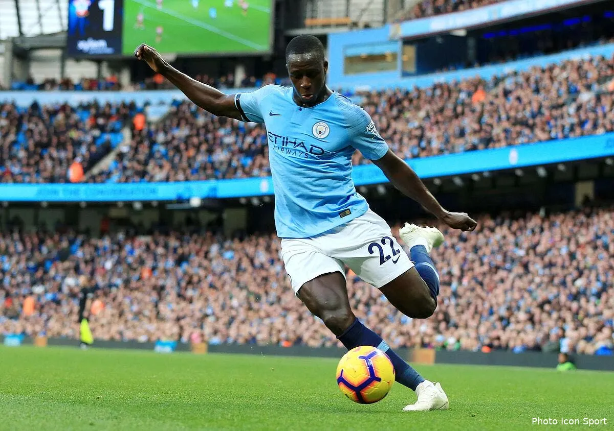 manchester city encore une longue absence pour benjamin mendy iconsport icon ap 12076563236995