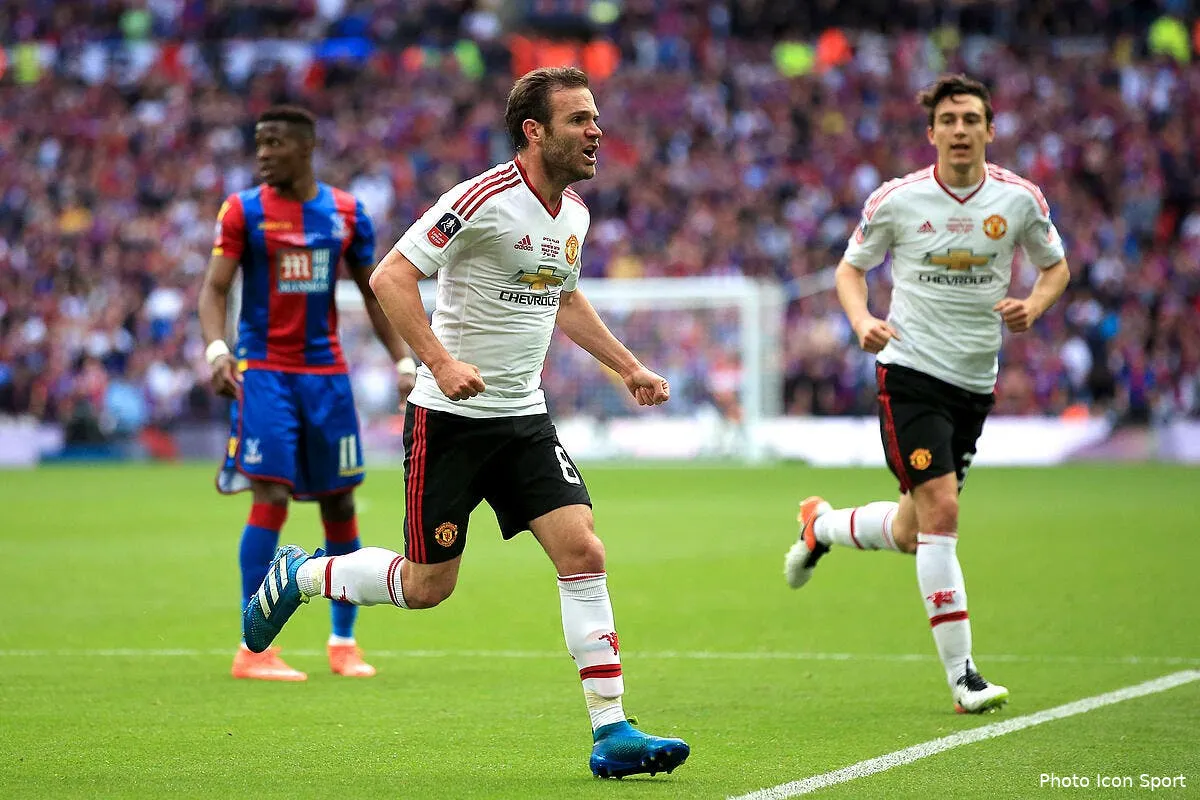 manchester united arrache la fa cup contre crystal palace iconsport pa 26400944143658