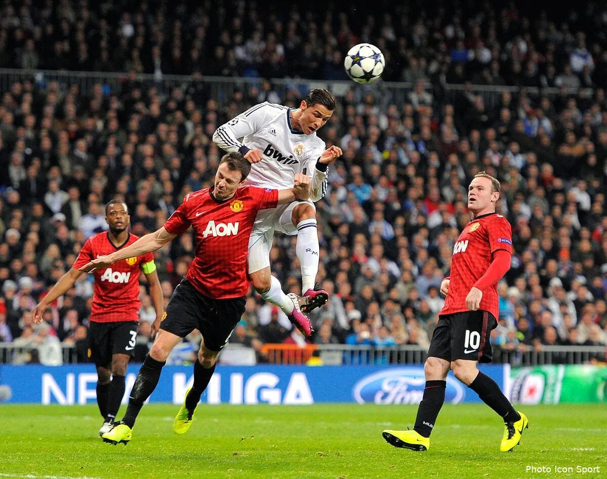 manchester united en ballotage favorable face au real madrid iconsport spi 130213 33 1350023