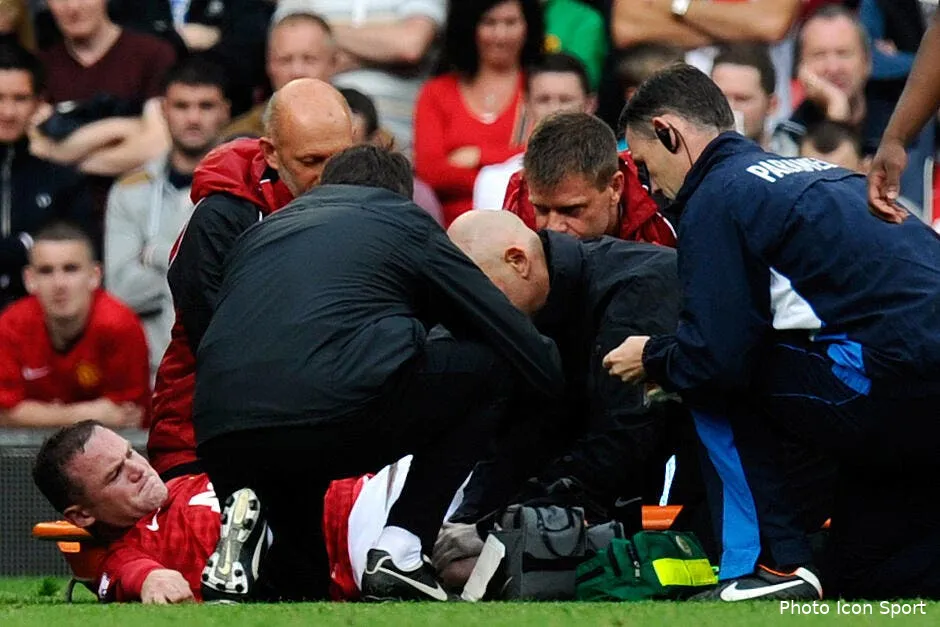 manchester united prive de rooney pendant deux mois iconsport spi 250812 08 10 139057