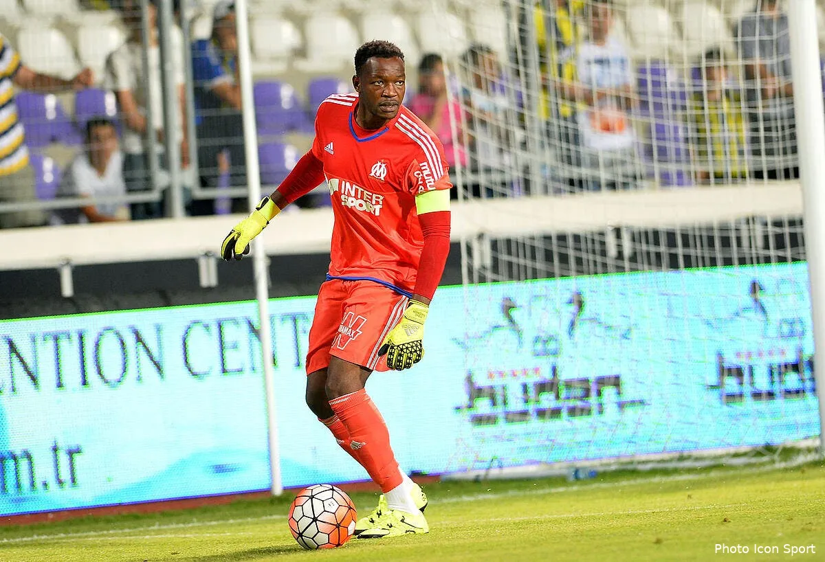 mandanda aurait trouve un club et va quitter l om iconsport ses 220715 05 22117007