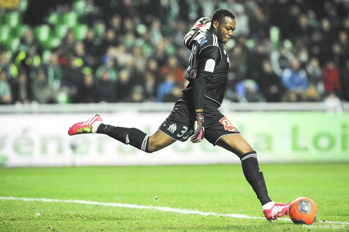 mandanda avoue qu il est perdu sur le terrain avec l om iconsport jpt 160214 05 4679301