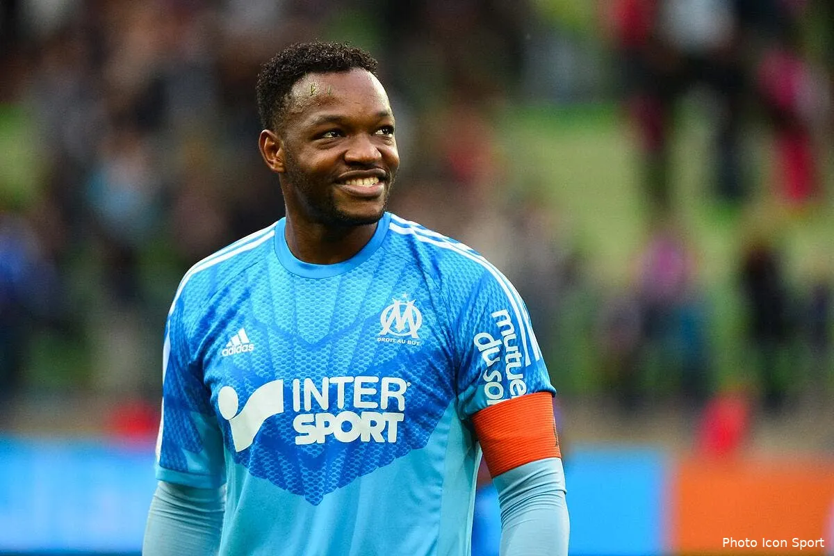 mandanda est cash apres om lens iconsport win 041014 08 4495983
