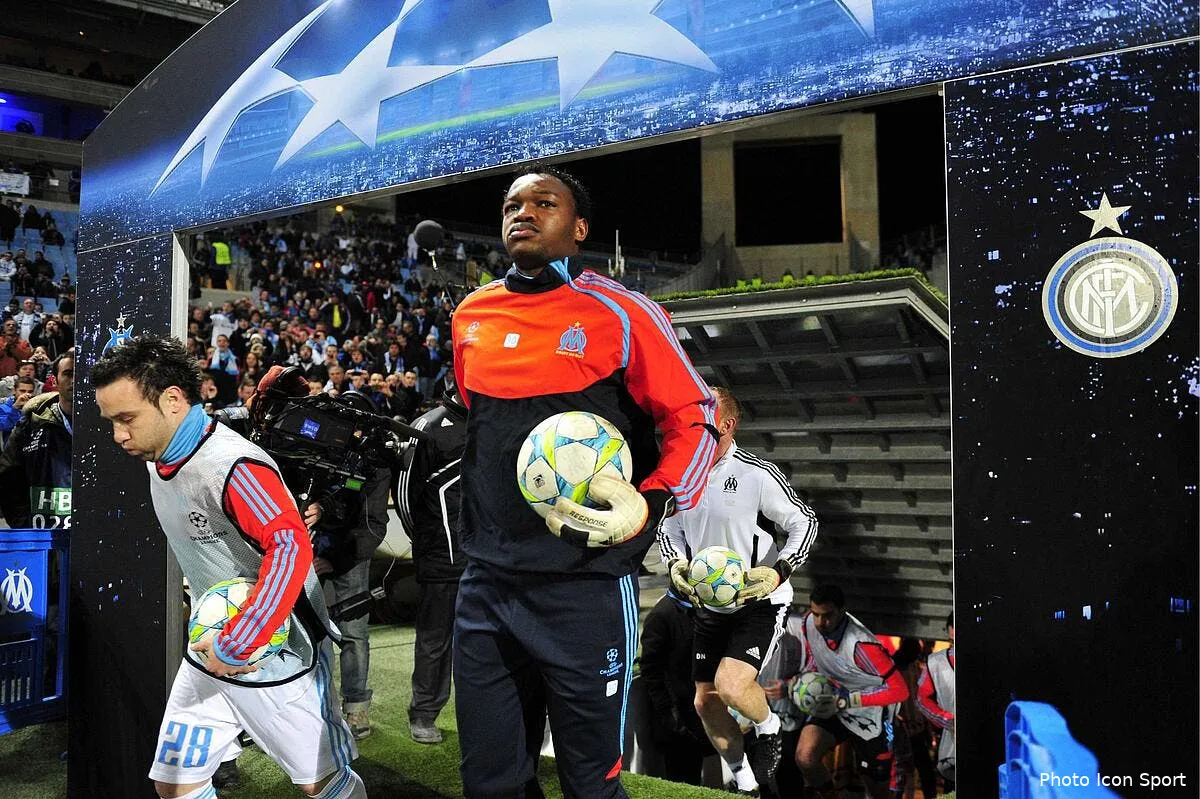 mandanda l avoue il y est alle un peu fort avec l om iconsport noe 220212 06 10333384