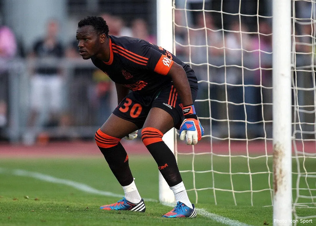 mandanda le capitaine heroique de l om est heureux de ses troupes iconsport blo 280712 08 5238469