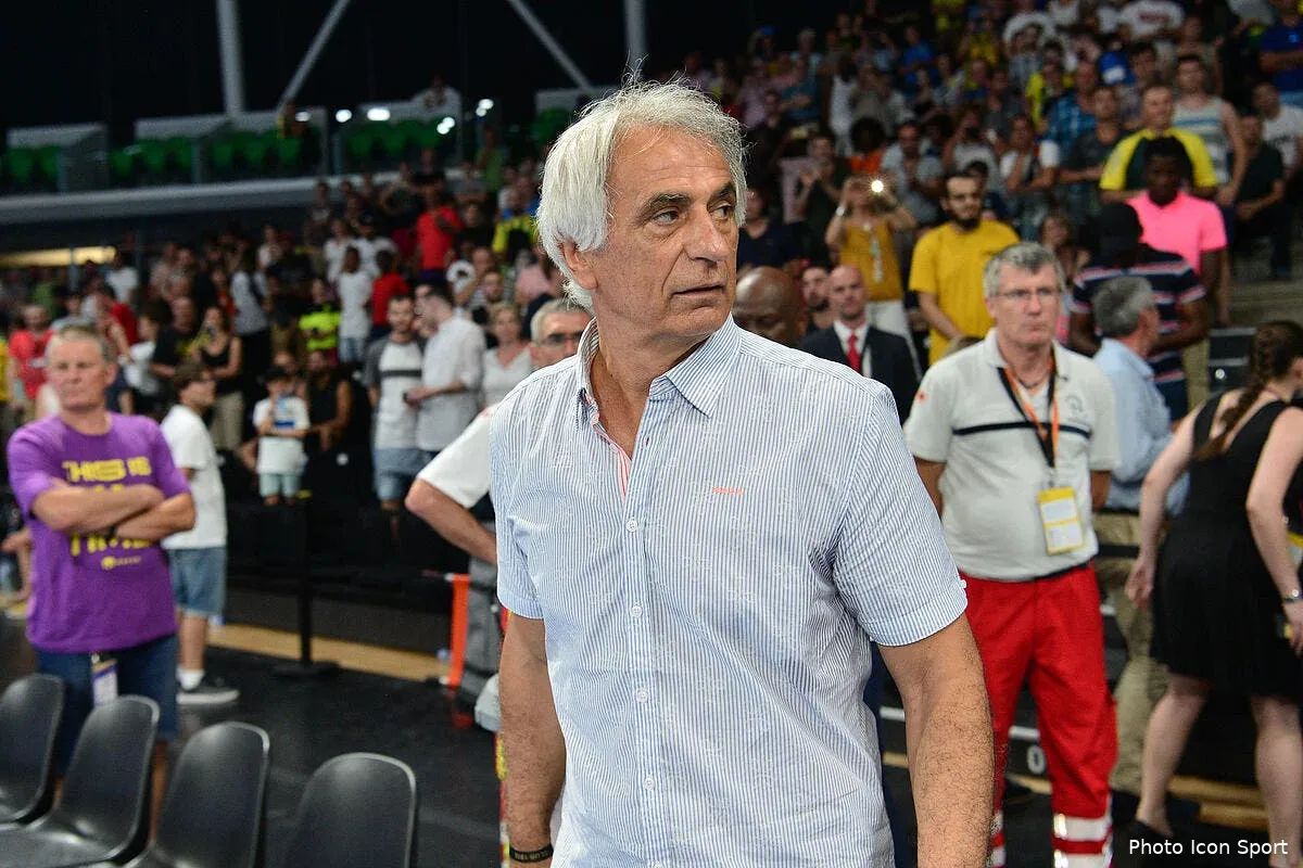 maroc chicha playstation coach vahid met les lions en cage halilhodzic 10263709