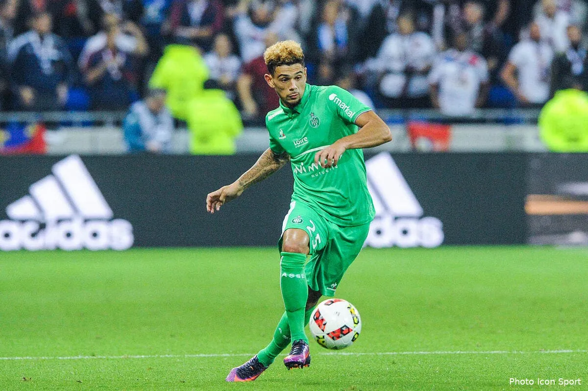 maroc lasse par les insultes le clan malcuit se fache malcuit 4157730