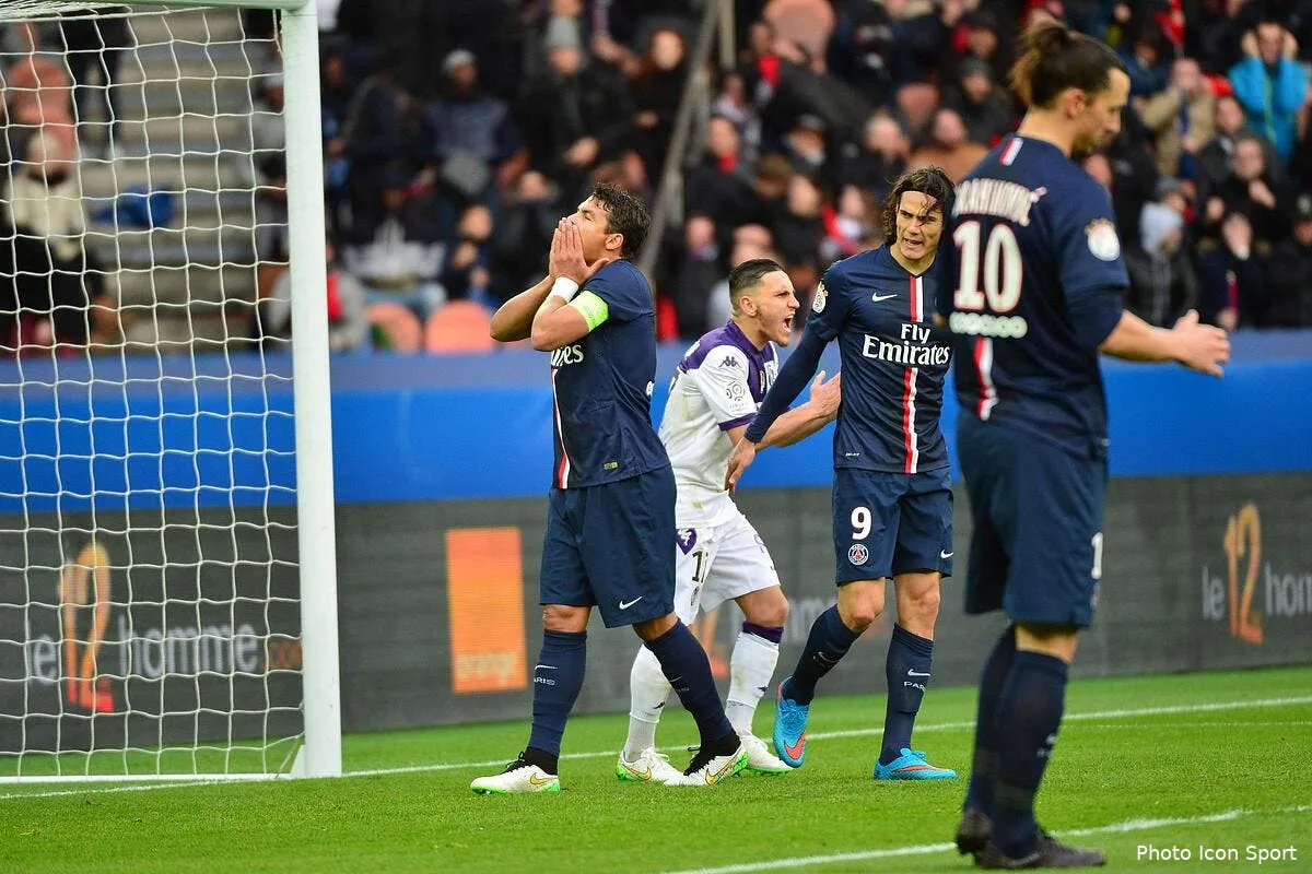 marquinhos rend hommage au meilleur joueur du psg thiago silva 14104871
