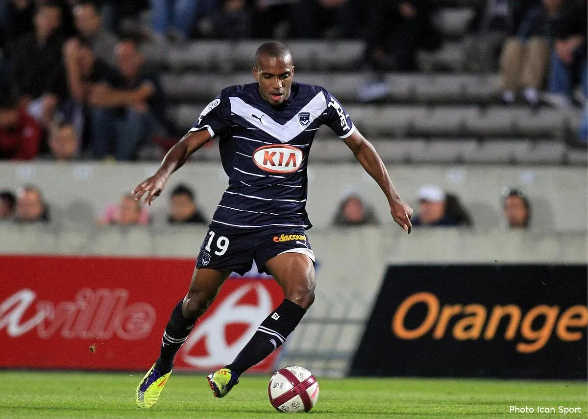 maurice belay est plus d accord avec dugarry qu avec triaud iconsport blo 221011 50 6726976