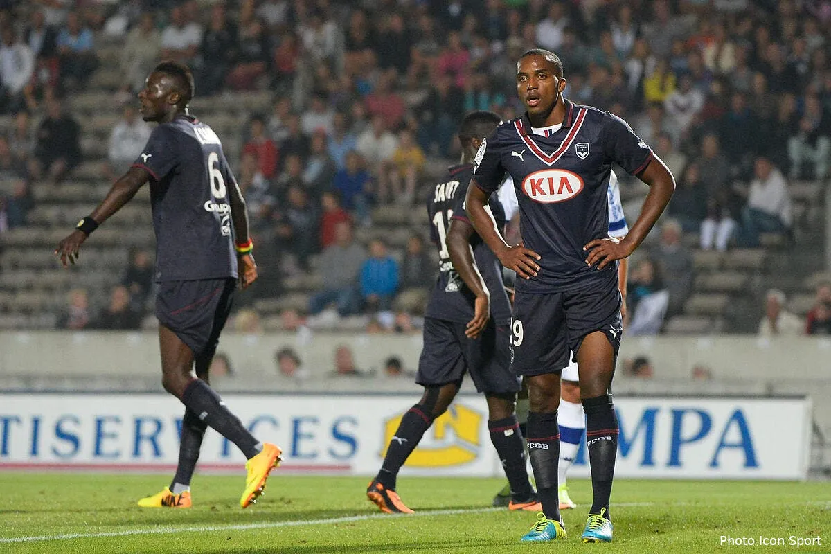 maurice belay n est pas en position de chambrer sirigu iconsport por 240813 08 3565205